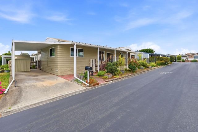 2435 Felt Street 74, Santa Cruz, CA 95062