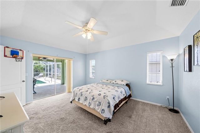 164 SE 19th LN, Cape Coral, FL 33990