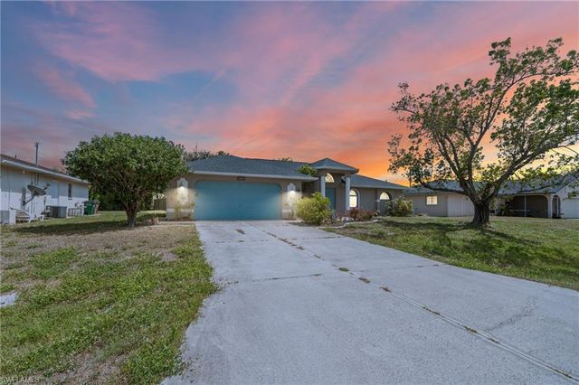 164 SE 19th LN, Cape Coral, FL 33990