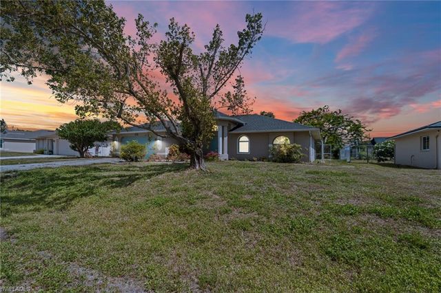 164 SE 19th LN, Cape Coral, FL 33990