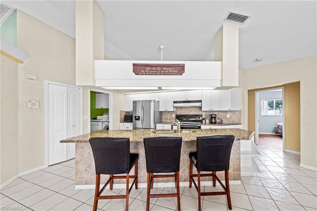 164 SE 19th LN, Cape Coral, FL 33990