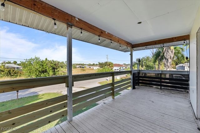 3909 3rd ST SW, Lehigh Acres, FL 33976