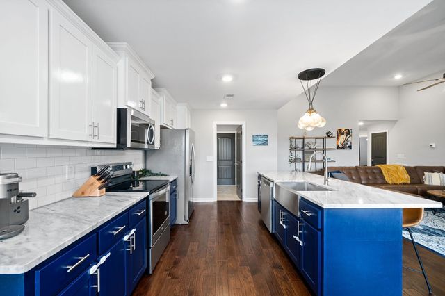 354 Wingfield Dr, Clarksville, TN 37043