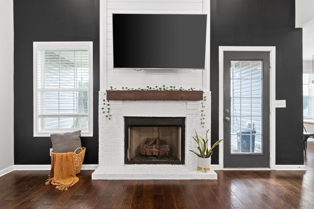 354 Wingfield Dr, Clarksville, TN 37043