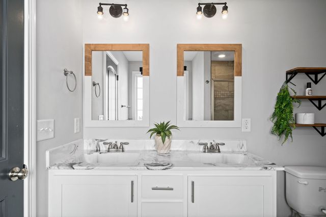 354 Wingfield Dr, Clarksville, TN 37043