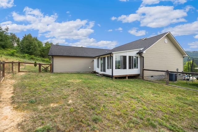 331 Hardin Road, Dunlap, TN 37327