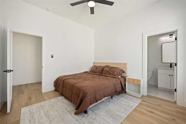 4202 Kewanee Street B, Houston, TX 77051