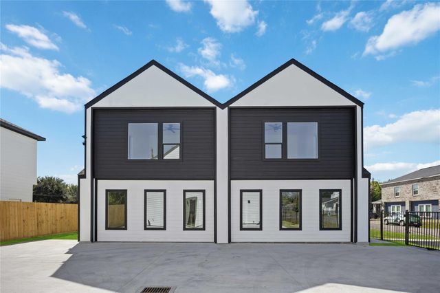 4202 Kewanee Street B, Houston, TX 77051