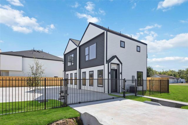 4202 Kewanee Street B, Houston, TX 77051