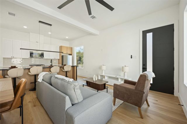 4202 Kewanee Street B, Houston, TX 77051