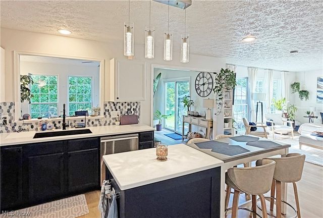 7604 Meadow Brooke Way, Northfield, OH 44067