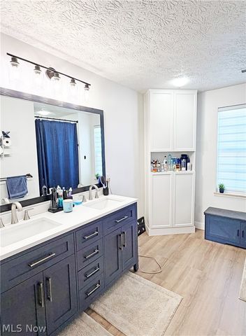 7604 Meadow Brooke Way, Northfield, OH 44067