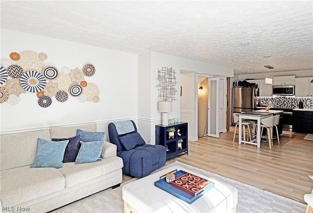 7604 Meadow Brooke Way, Northfield, OH 44067