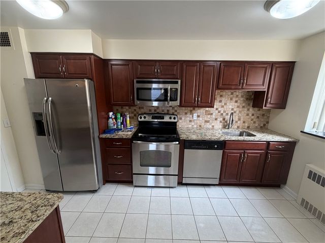 2501 East Avenue 607, Brighton, NY 14610