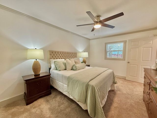 209 W Commerce Street, Hartford, AL 36344