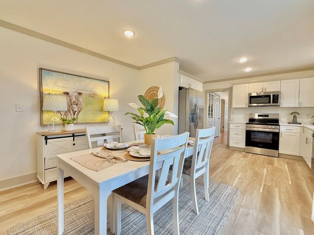 209 W Commerce Street, Hartford, AL 36344