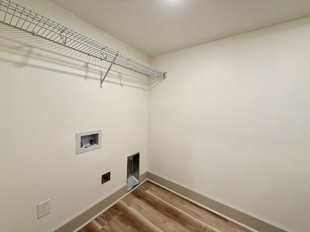 209 W Commerce Street, Hartford, AL 36344