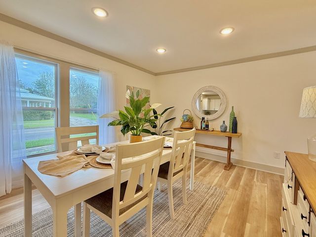 209 W Commerce Street, Hartford, AL 36344