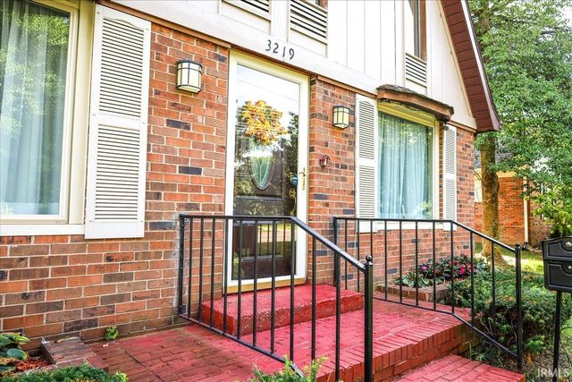 3219 Washington Avenue, Evansville, IN 47714
