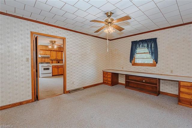 1100 S Fifth Street, Mebane, NC 27302