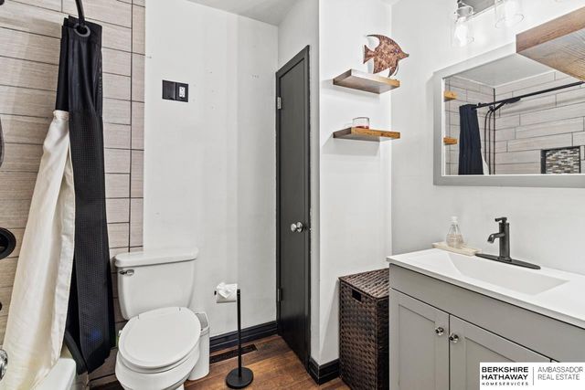 13522 Carpenter Street, Papillion, NE 68138