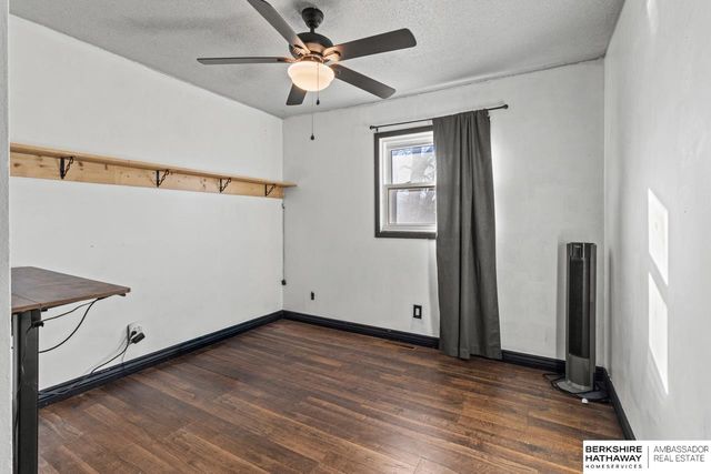 13522 Carpenter Street, Papillion, NE 68138