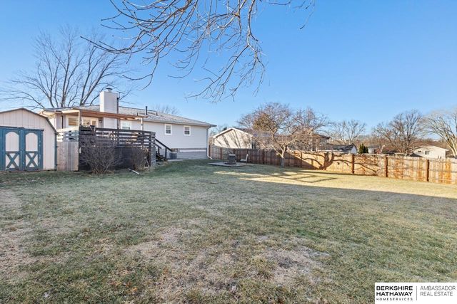 13522 Carpenter Street, Papillion, NE 68138