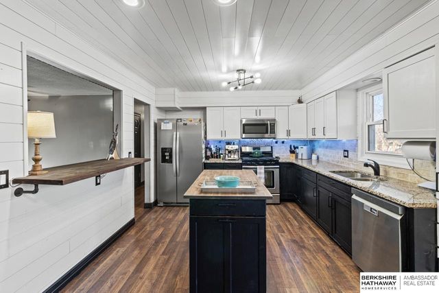 13522 Carpenter Street, Papillion, NE 68138