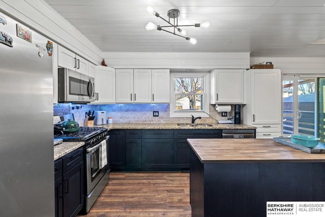 13522 Carpenter Street, Papillion, NE 68138