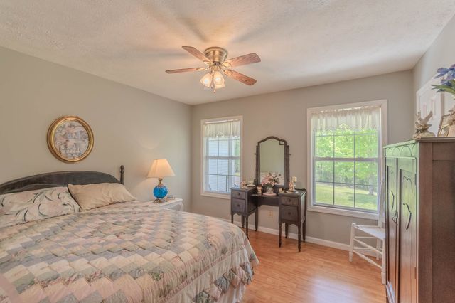 163 Shady Ln, Hohenwald, TN 38462
