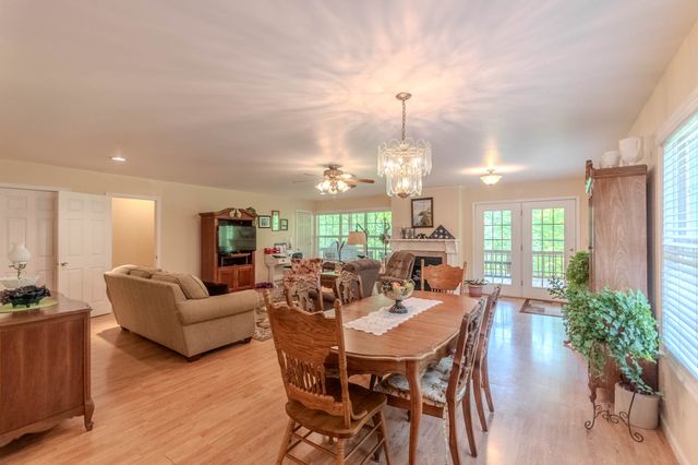 163 Shady Ln, Hohenwald, TN 38462