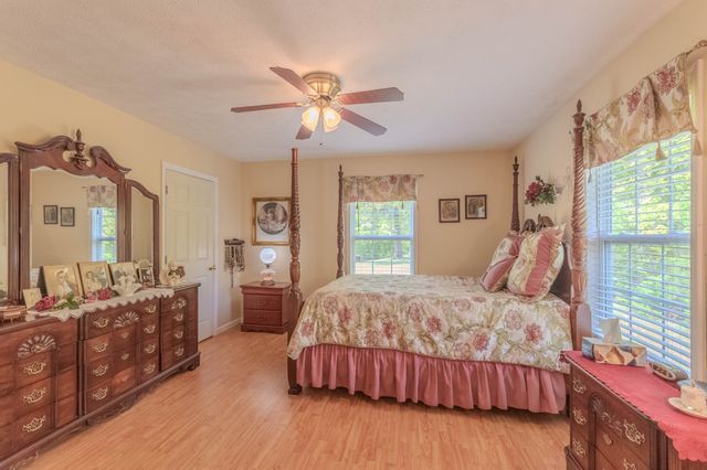 163 Shady Ln, Hohenwald, TN 38462