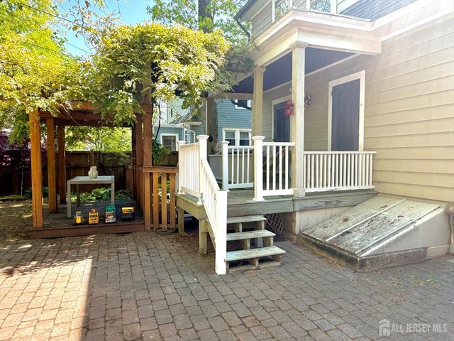 423 Harrison Avenue, Highland Park, NJ 08904