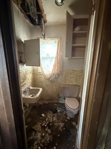 1104 John Paul Jones Ave, Leesville, LA 71446