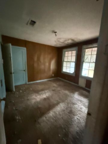 1104 John Paul Jones Ave, Leesville, LA 71446