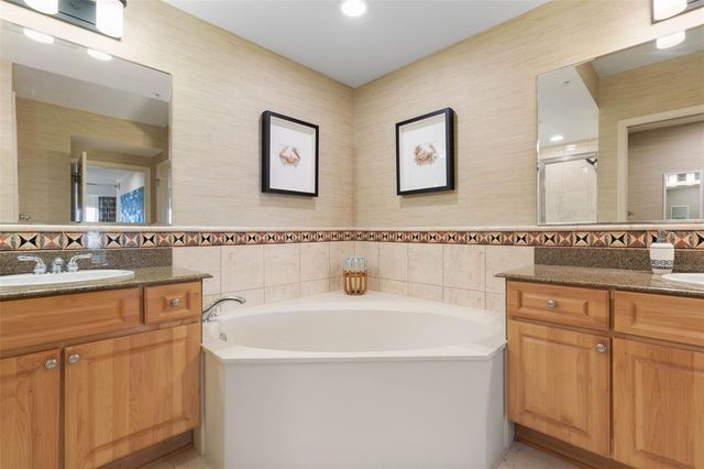 200 OCEAN CREST DRIVE 718, Palm Coast, FL 32137