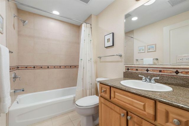 200 OCEAN CREST DRIVE 718, Palm Coast, FL 32137