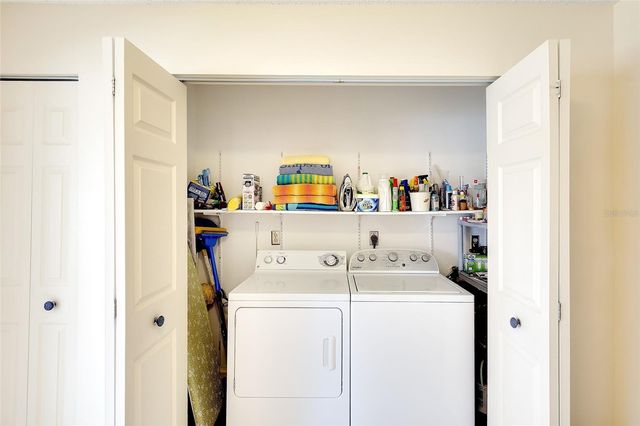 6004 VIVIENDA DRIVE 8, Bradenton, FL 34207