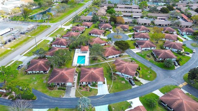 6004 VIVIENDA DRIVE 8, Bradenton, FL 34207