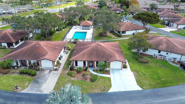 6004 VIVIENDA DRIVE 8, Bradenton, FL 34207