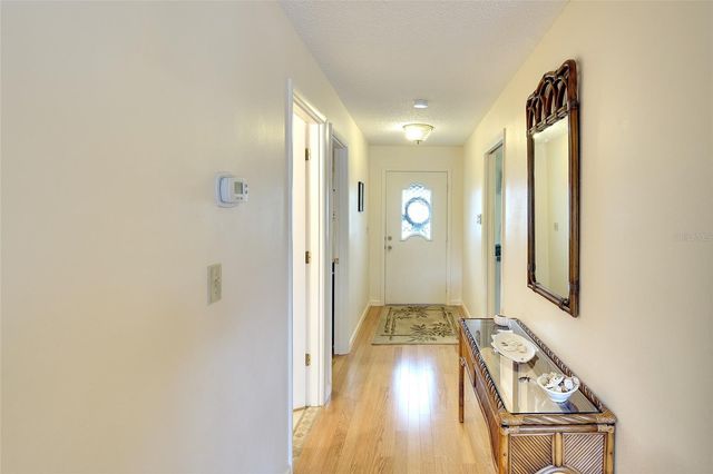 6004 VIVIENDA DRIVE 8, Bradenton, FL 34207