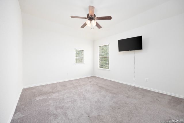 2900 Sunridge Dr, Schertz, TX 78154