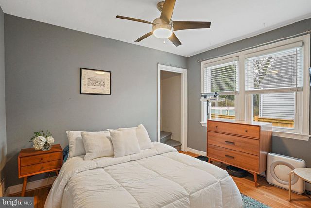 2113 S RANDOLPH ST, Arlington, VA 22204