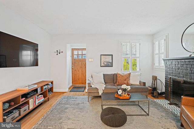 2113 S RANDOLPH ST, Arlington, VA 22204