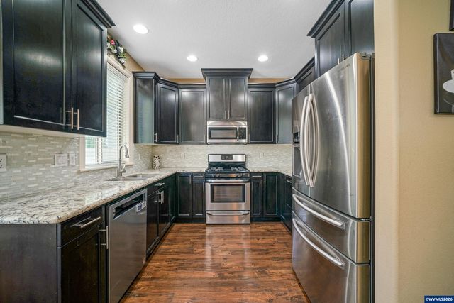 1168 Taurus Lp NE, Keizer, OR 97303