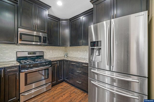 1168 Taurus Lp NE, Keizer, OR 97303
