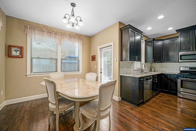 1168 Taurus Lp NE, Keizer, OR 97303