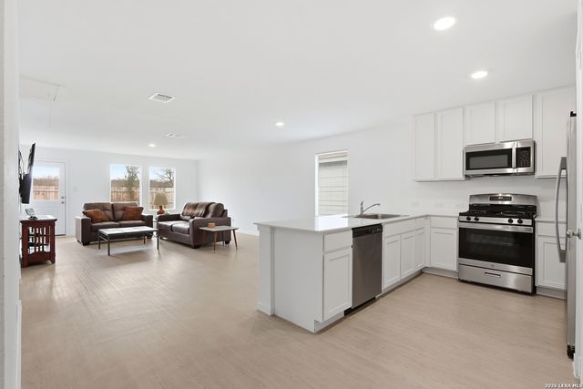 3810 Greensfield Way, San Antonio, TX 78223