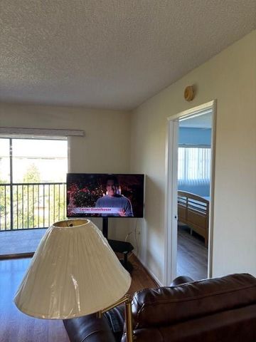 12651 SW 16 court 413-B, Pembroke Pines, FL 33027