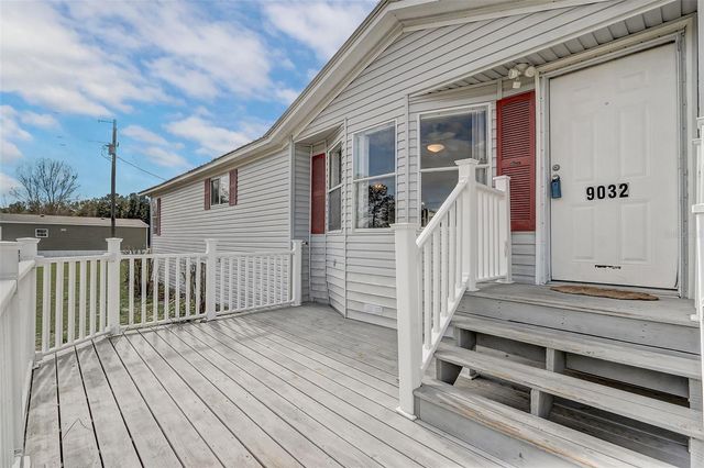 9032 SW 106TH TERRACE, Gainesville, FL 32608